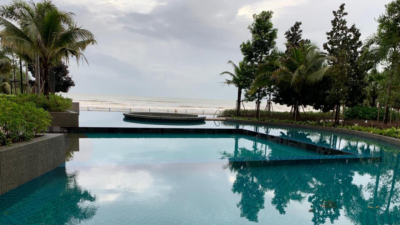 Timurbay Seaview Suite By Guns Studio Kuantan Exteriér fotografie