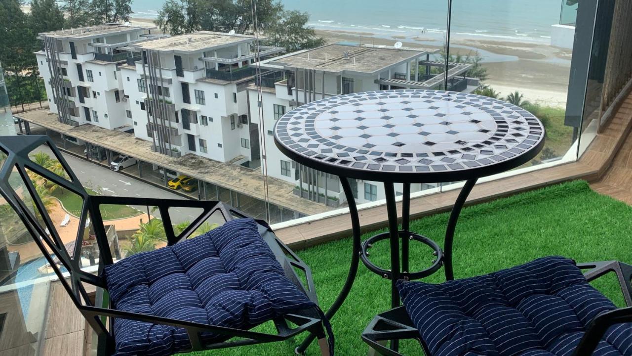 Timurbay Seaview Suite By Guns Studio Kuantan Exteriér fotografie
